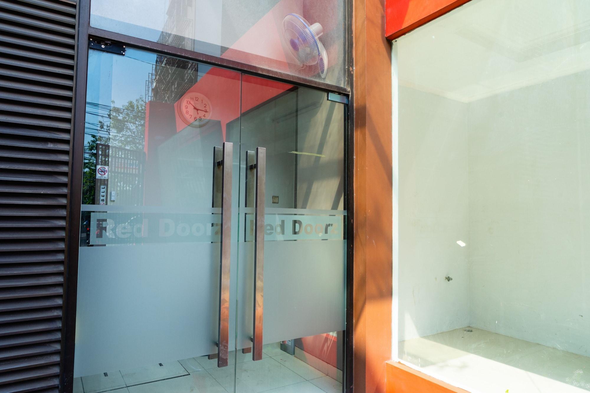 Reddoorz Plus @ Sawah Besar Cakarta Dış mekan fotoğraf